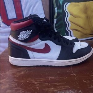 jordan 1 gym red